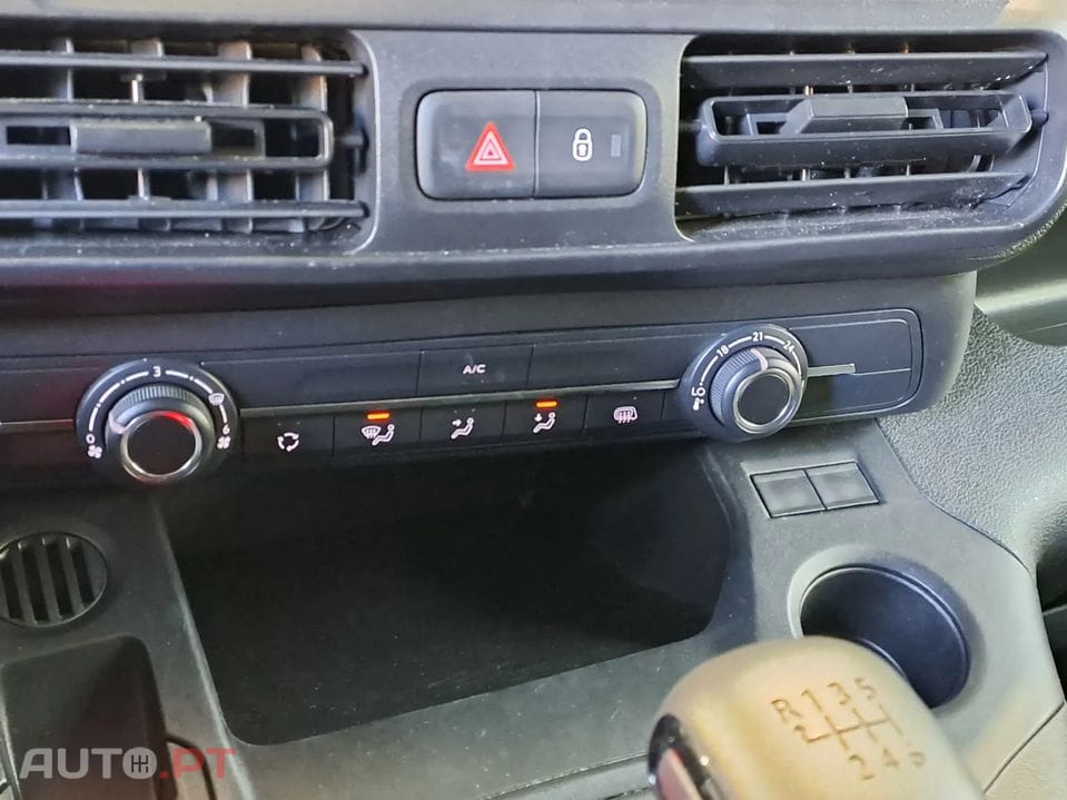 Peugeot Partner L1 1.5BlueHDI 100CV Premium