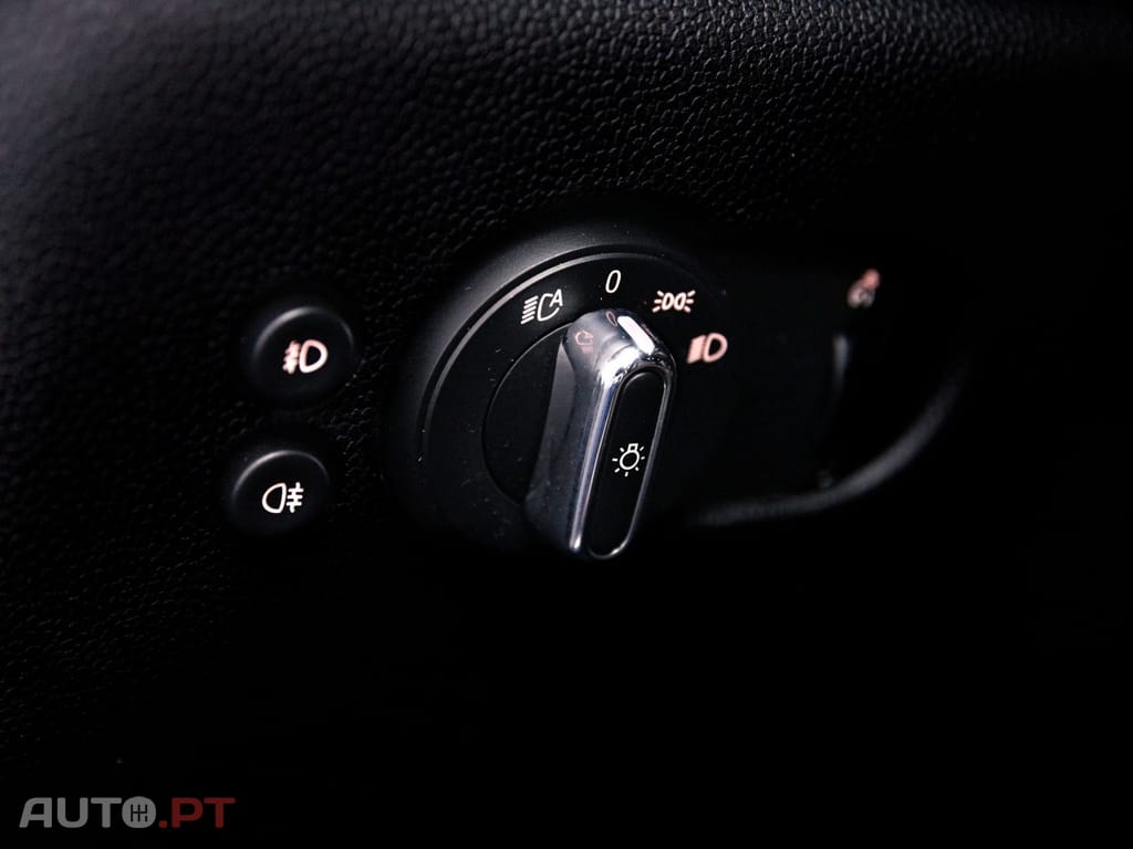 MINI Cooper Cooper D Auto