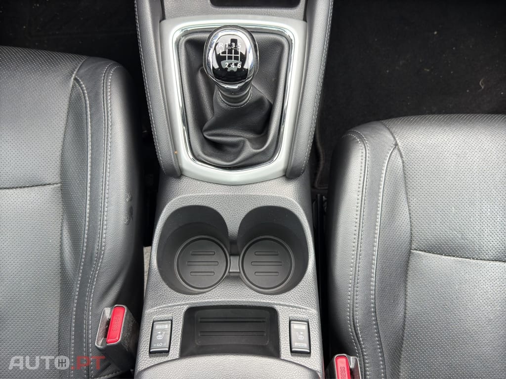 Nissan Qashqai 1.6 dCi Tekna Pele