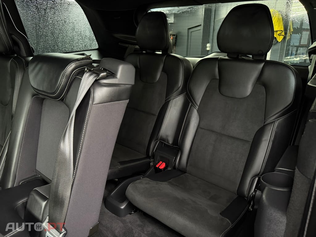 Volvo XC90 2.0 T8 PHEV R-Design AWD