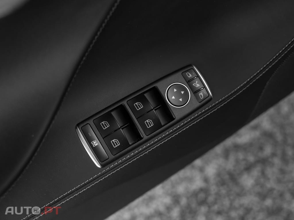 Tesla Model S 75D