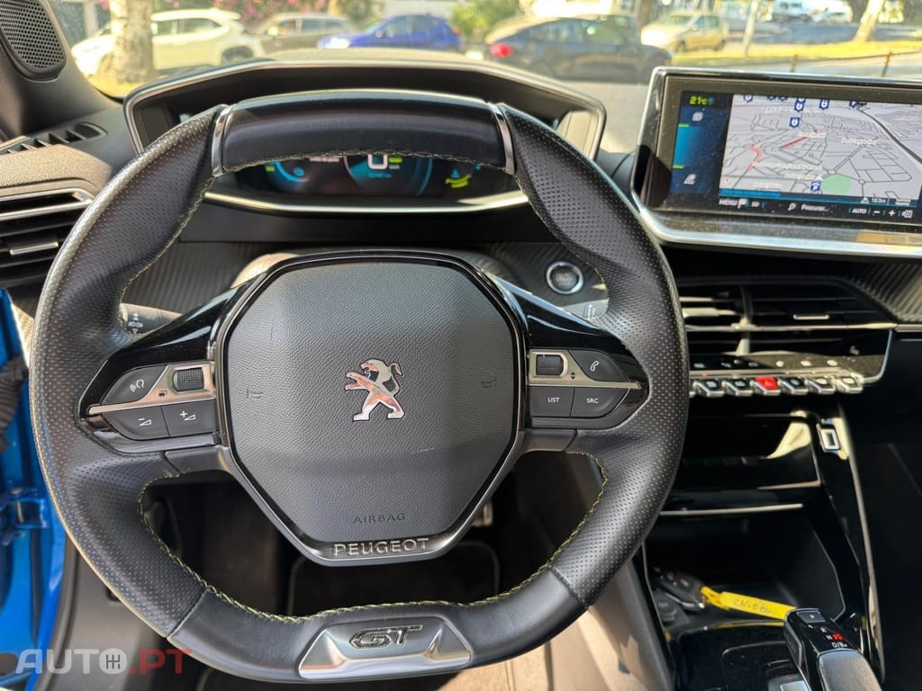 Peugeot E-2008 50 kWh GT Line