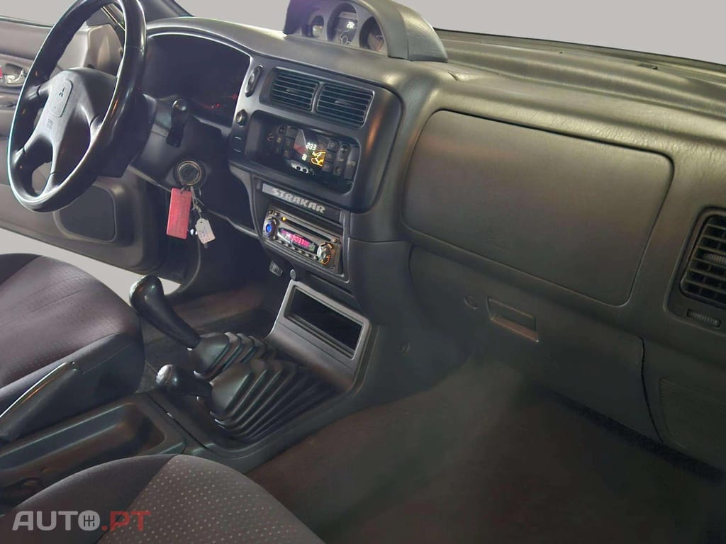 Mitsubishi L200 2.5 TD CD Strakar ABS+AC
