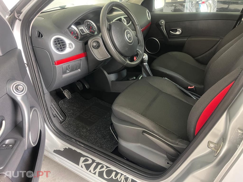 Renault Clio 1.2 RipCurl