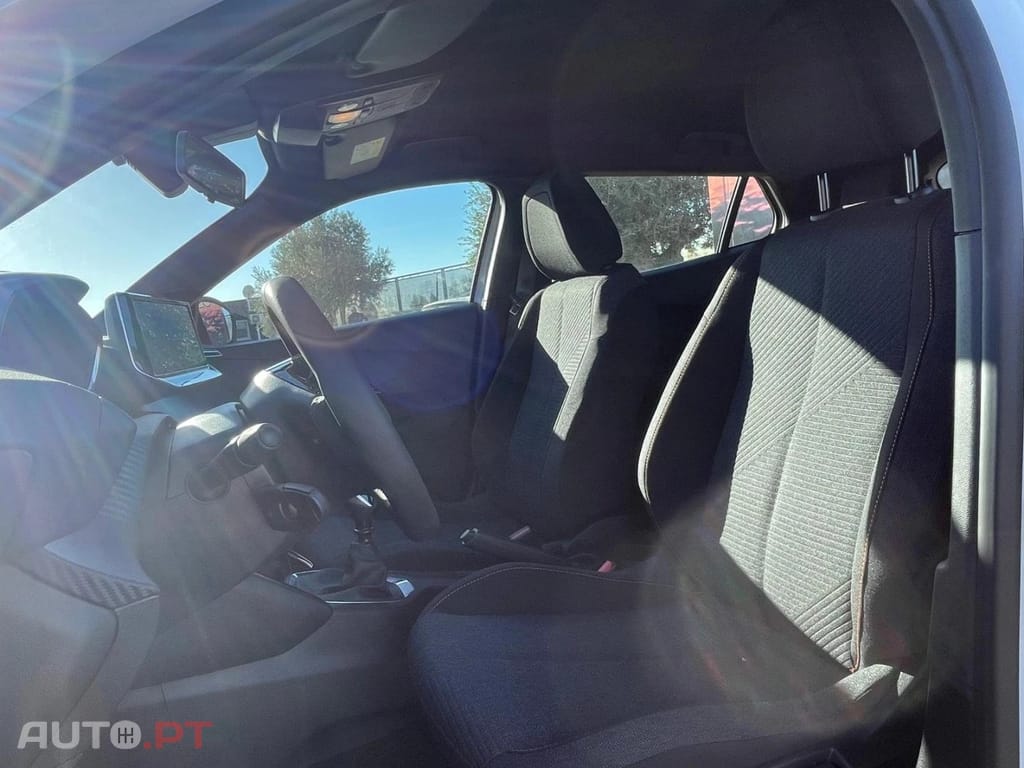 Peugeot 2008 1.2 PureTech Style