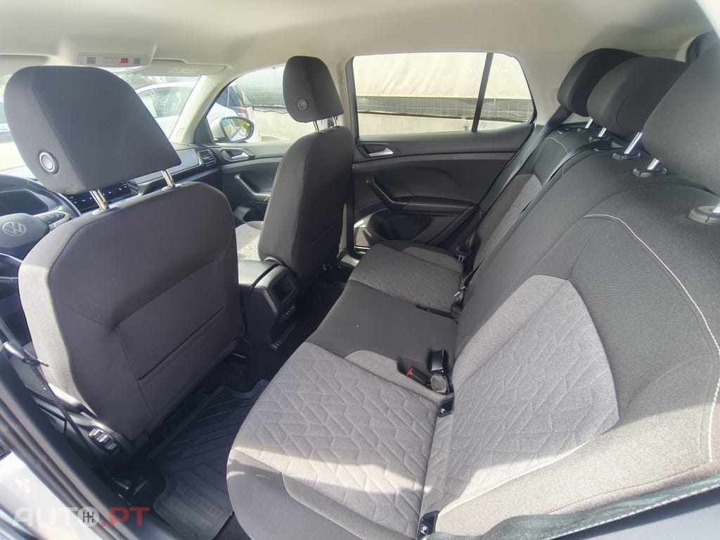 Volkswagen T-Cross 1.0 TSI Urban