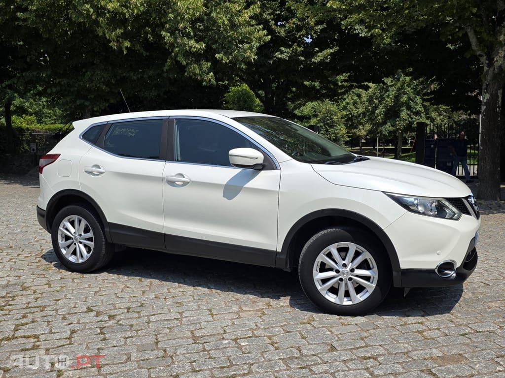 Nissan Qashqai 1.5 dCi N-Connecta