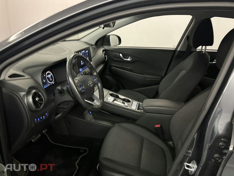 Hyundai Kauai Select