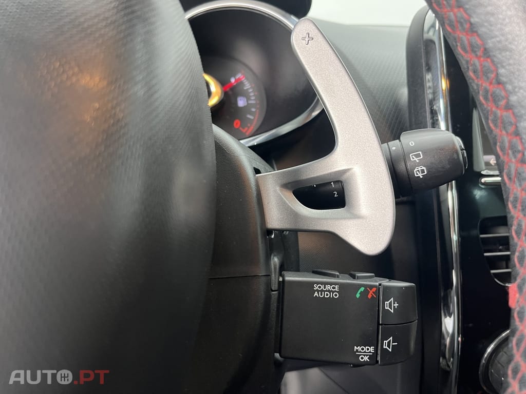 Renault Clio 1.6 T RS EDC