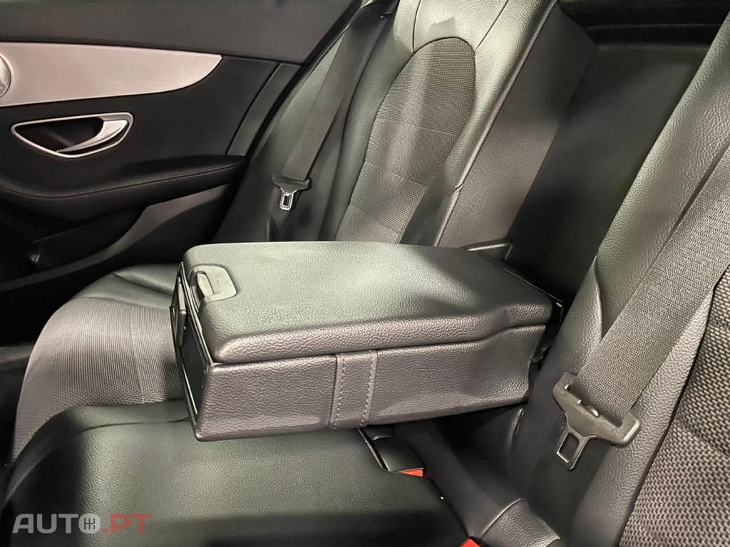 Mercedes-Benz C 300 e Avantgarde