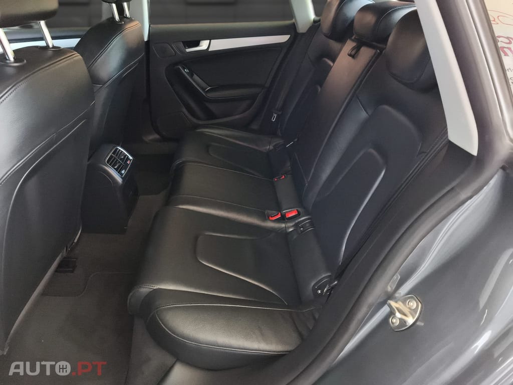 Audi A5 2.0 TDi S-Line Cx Automática