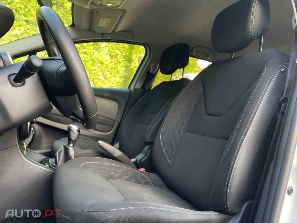 Renault Clio Sport Tourer 1.5 dCi Limited