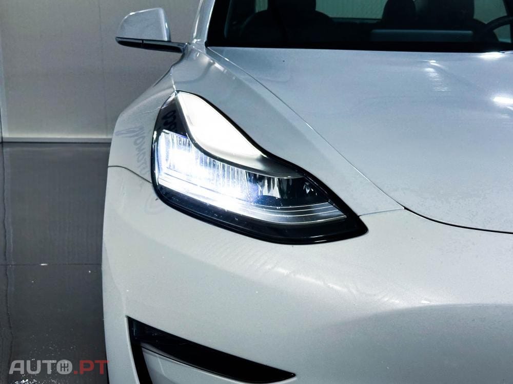 Tesla Model 3 Long-Range Dual Motor AWD
