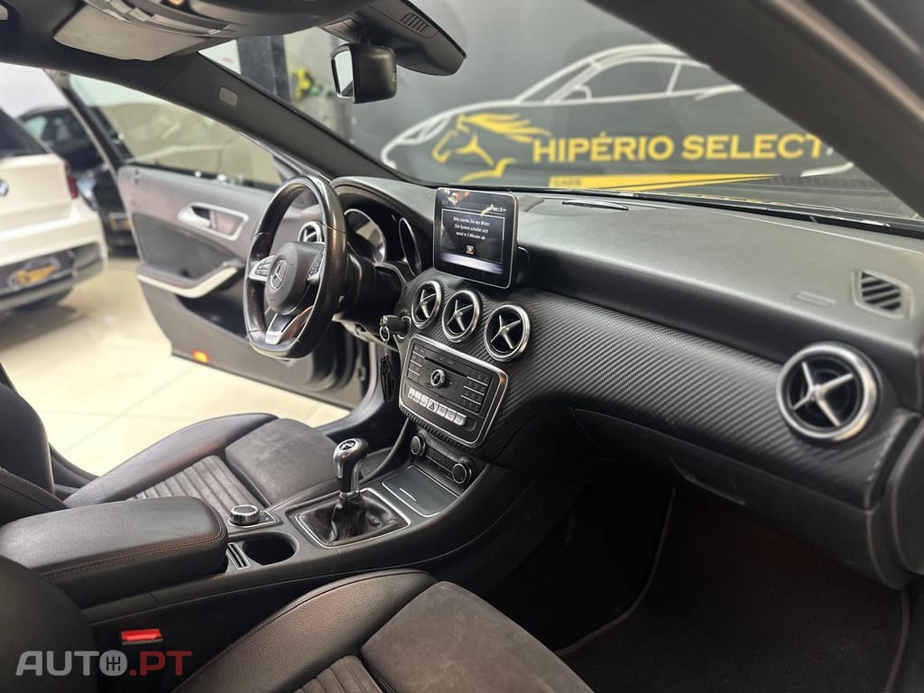 Mercedes-Benz A 180 Dynamic Edition