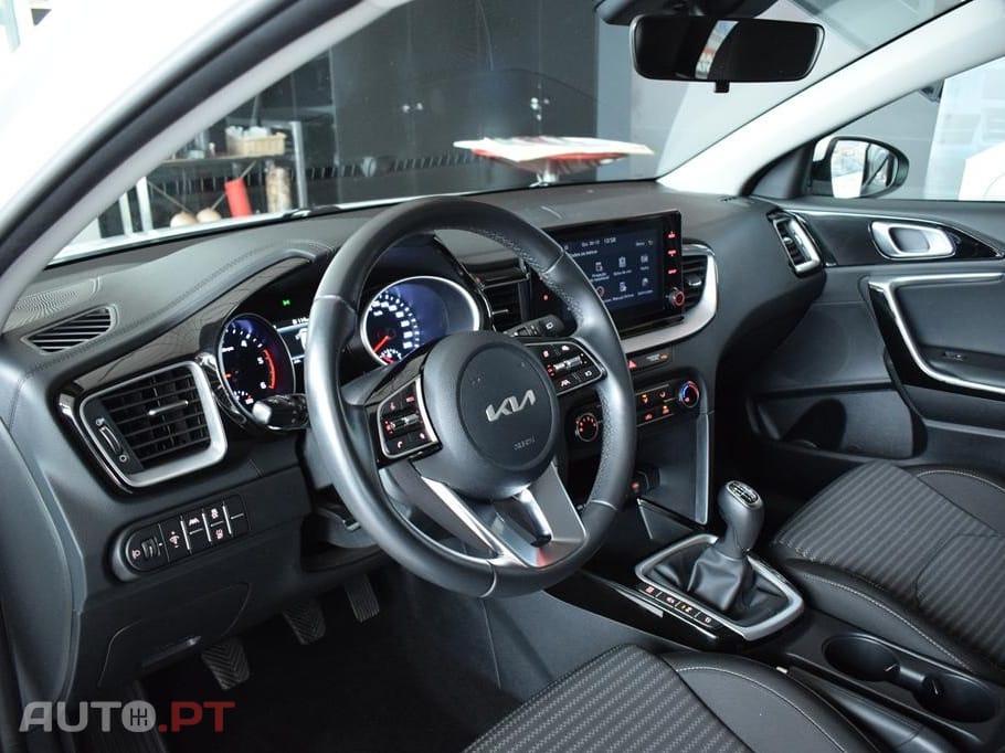 Kia Ceed SW 1.6 CRDi MHEV Dynamic