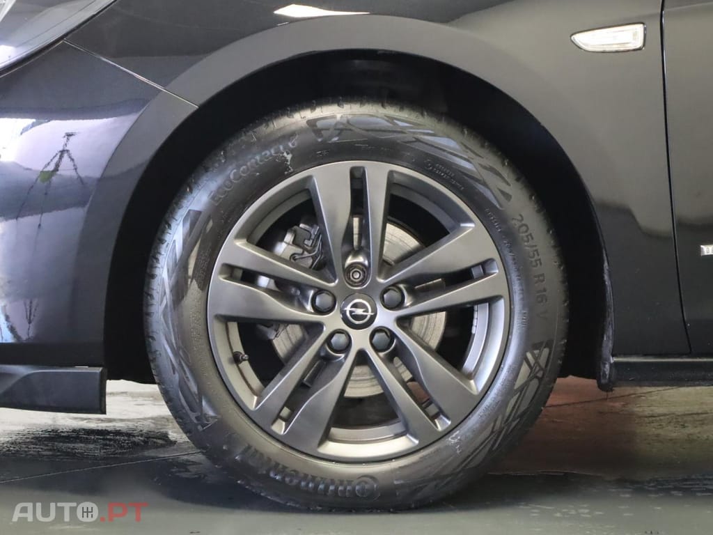 Opel Astra 1.5 Design & Tech ST
