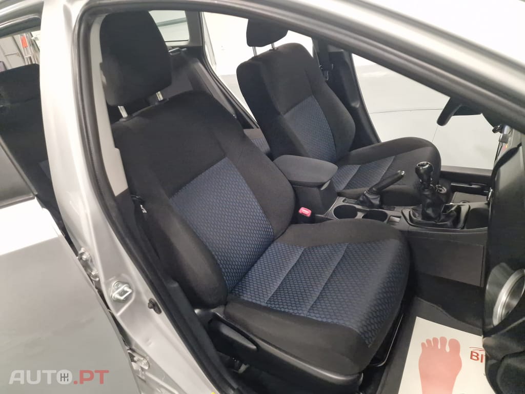 Toyota Auris Touring Sports 1.4 D-4D Active+AC