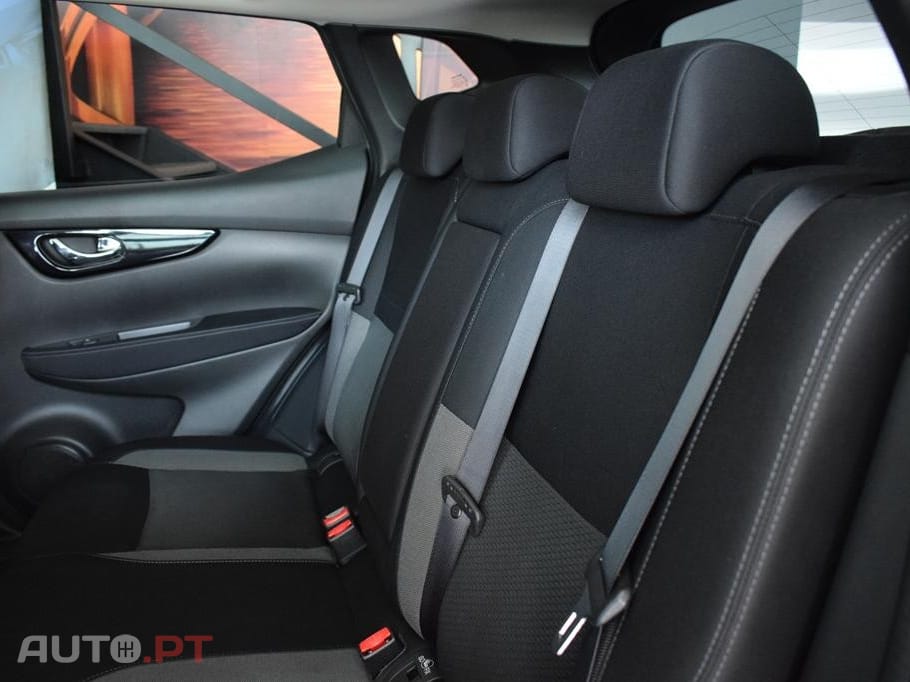 Nissan Qashqai 1.3 DIG-T Tekna Premium