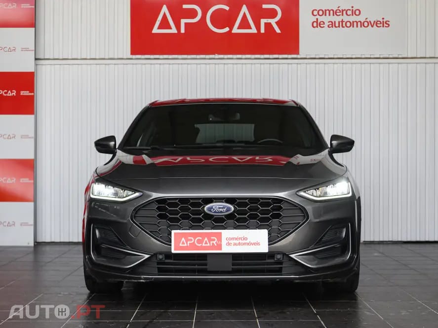 Ford Focus 1.0 EcoBoost MHEV ST-Line