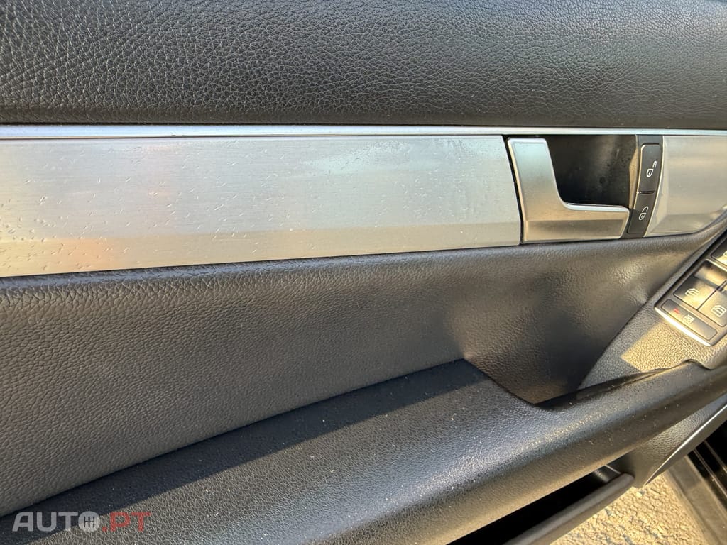 Mercedes-Benz C 250 C 250 CDI 4MATIC AMG-Line