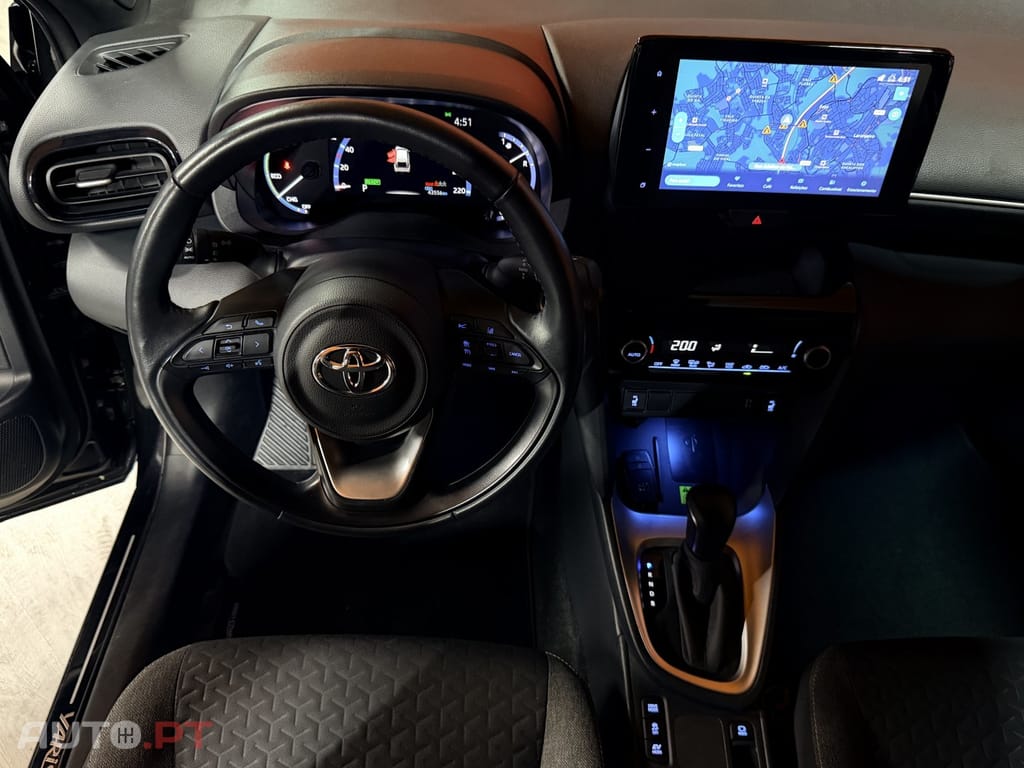 Toyota Yaris Cross 1.5 HDF Premier Edition