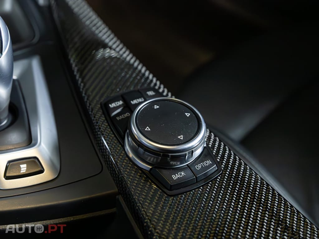 BMW M4 Auto