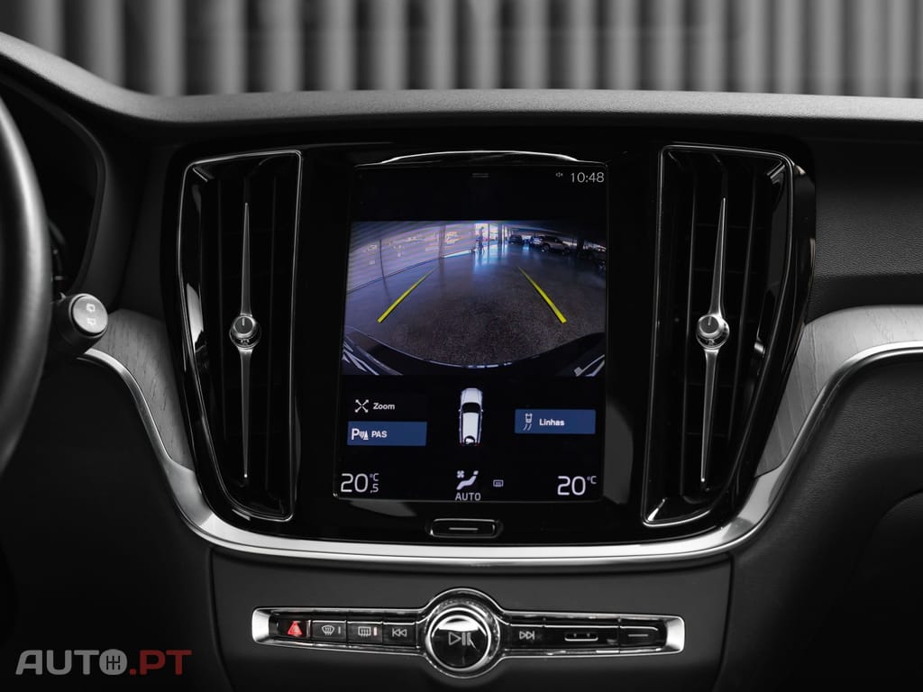 Volvo V60 2.0 B4 Momentum Geartronic