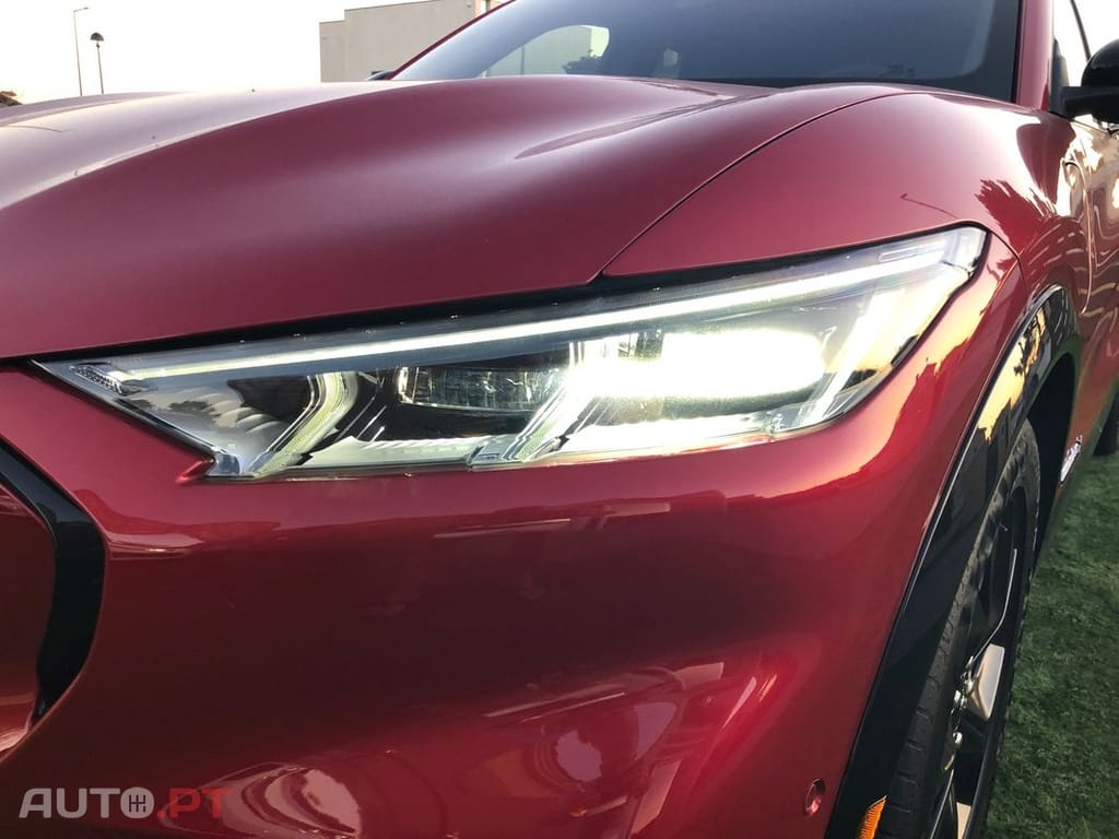 Ford Mustang Mach-E 98.7 kWh Premium