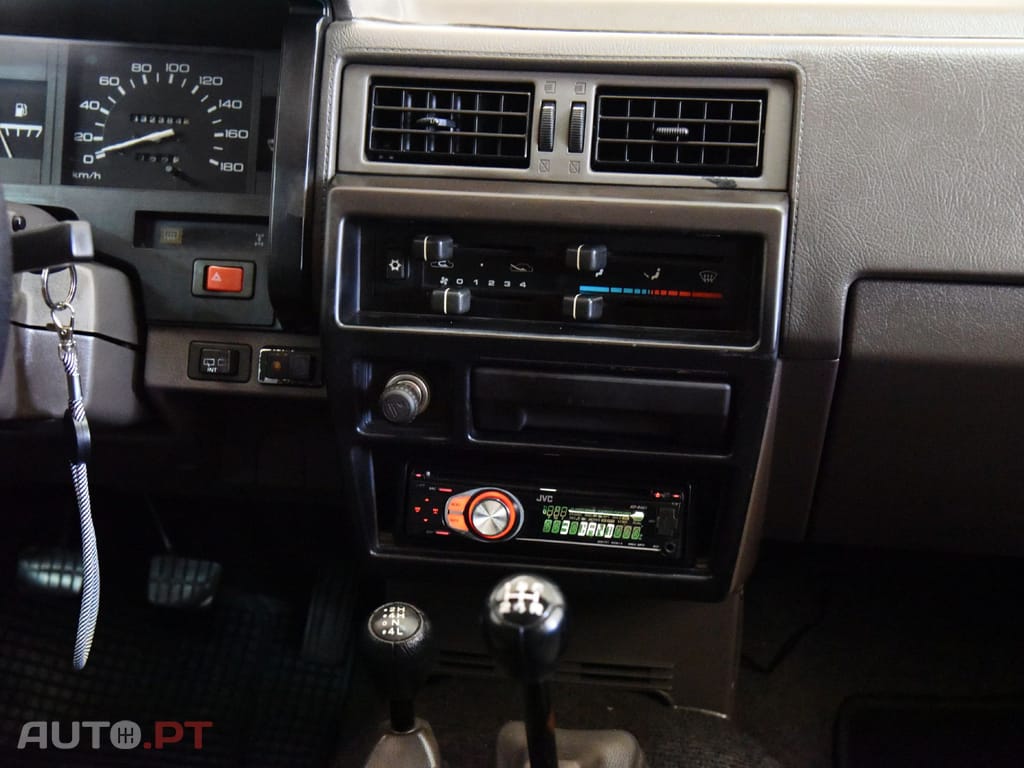 Nissan Terrano (WD21) 2.7 TD 4WD