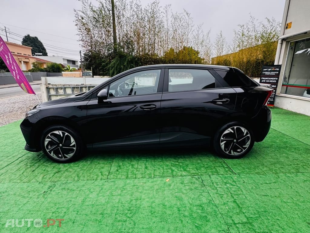 MG MG4 51 kWh Standard