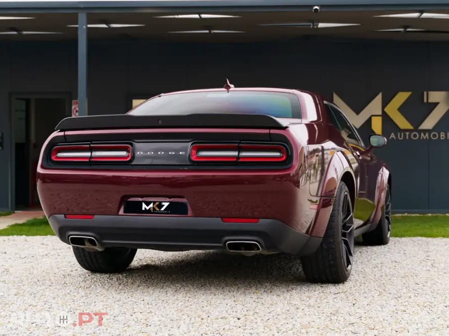 Dodge Challenger Auto SXT Plus
