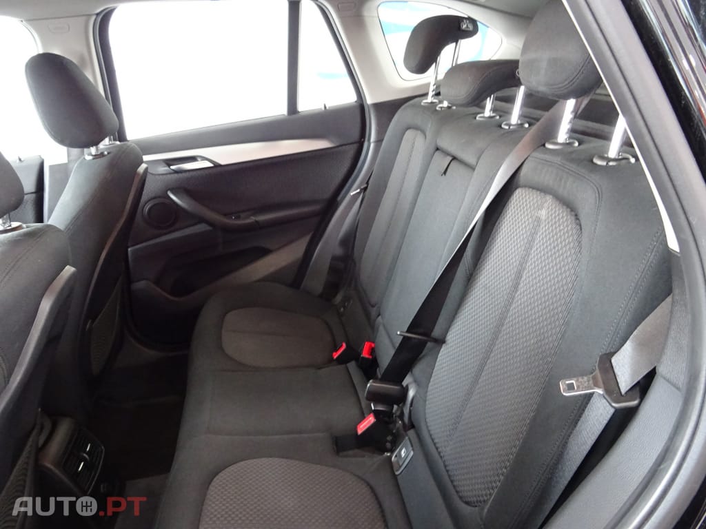 BMW X1 18 d sDrive Auto Advantage