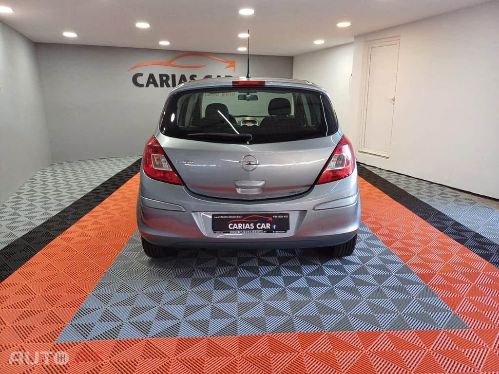 Opel Corsa 1.2 Enjoy