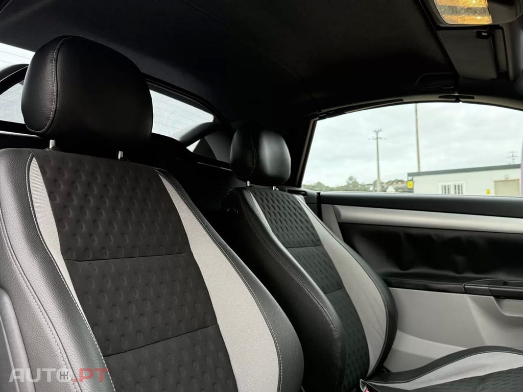 Opel Tigra TwinTop 1.4 Easytronic Edition