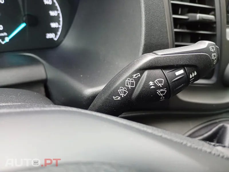 Ford Transit 330 L2 2.0 TDCi H2 Trend Antepara