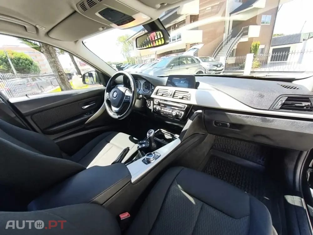 BMW 318 i Sport Line