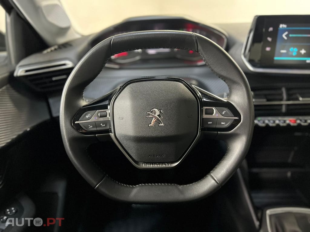 Peugeot 208  1.2 PureTech SE Style