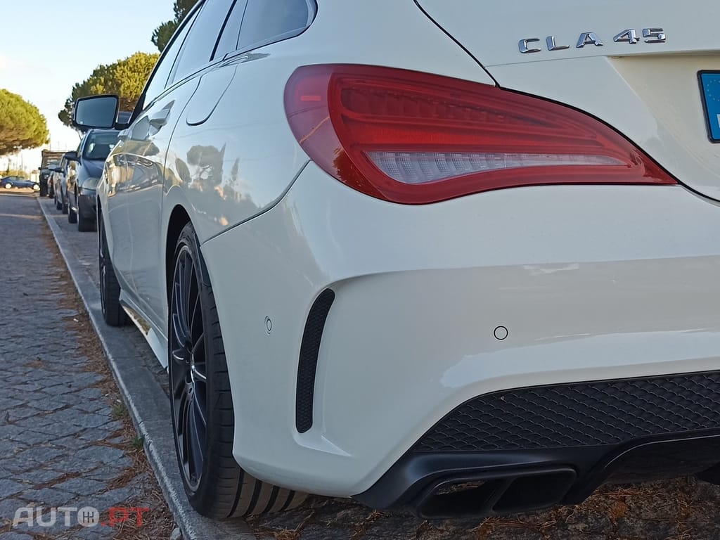 Mercedes-Benz CLA 45 AMG Shooting Brake 4-Matic