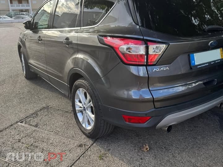 Ford Kuga 1.5 TDCi Titanium