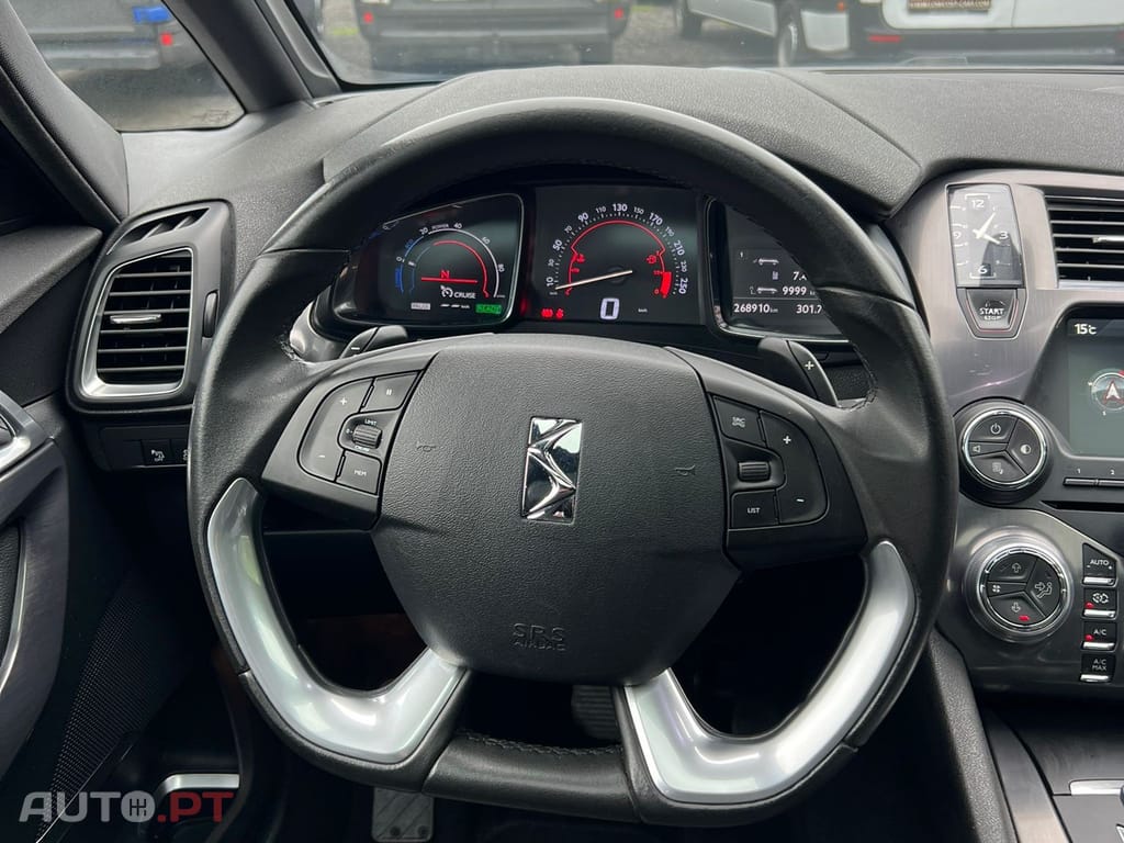 DS DS5 2.0 Hybrid4 Sport Chic