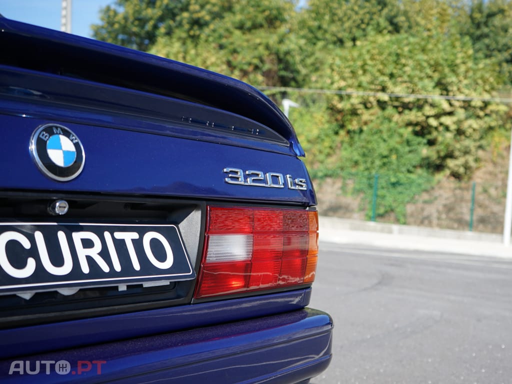 BMW 320 iS