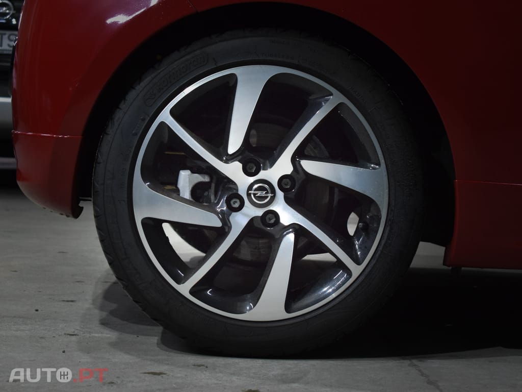 Opel Adam Slam Turbo 01