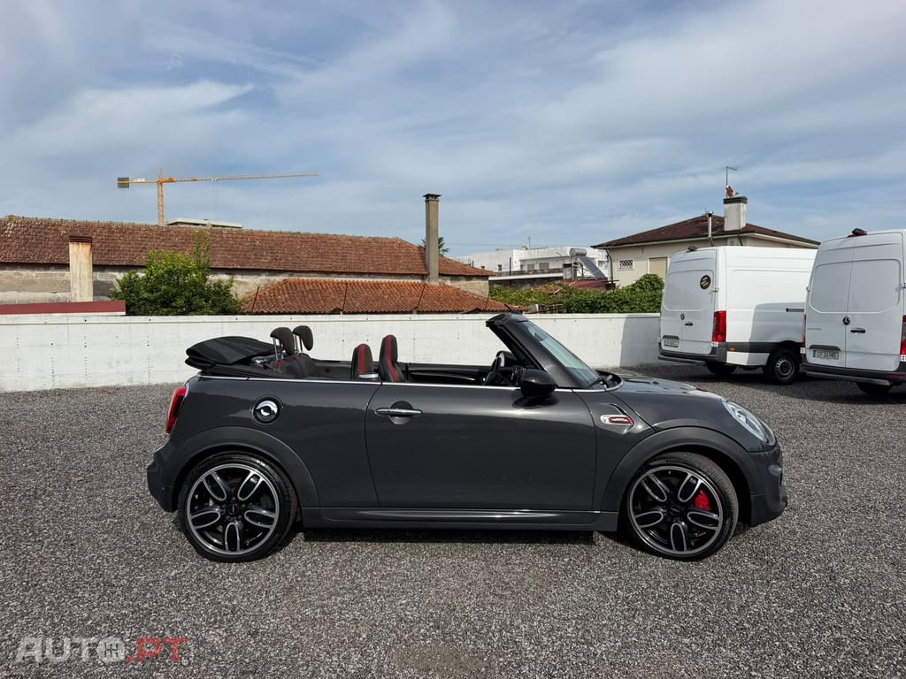 MINI Cabrio John Cooper Works