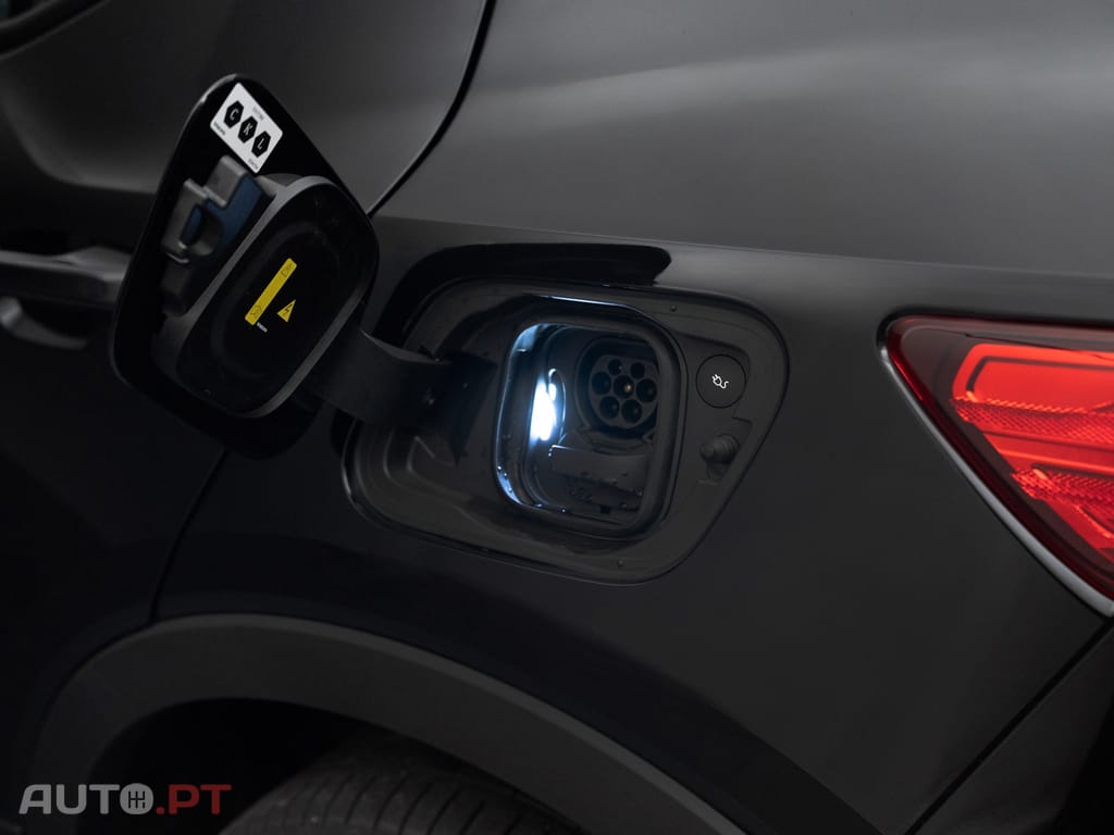 Volvo EX40 82 kWh Single Motor Extended Range Core