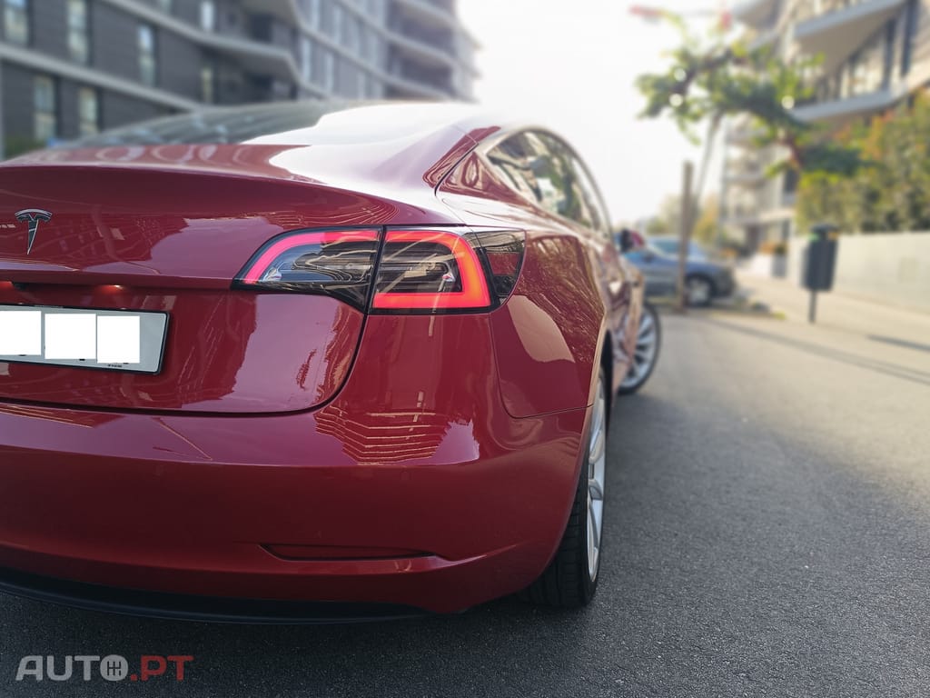 Tesla Model 3 Standard Range Plus RWD