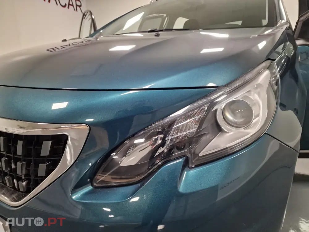 Peugeot 2008 1.2 PureTech Style
