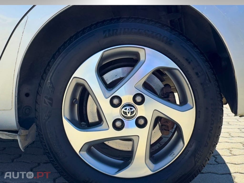 Toyota Yaris 1.5 HSD Active