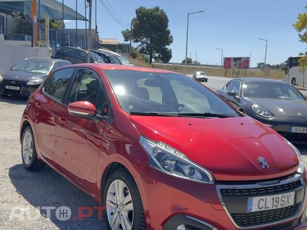 Peugeot 208 82 PureTech Style
