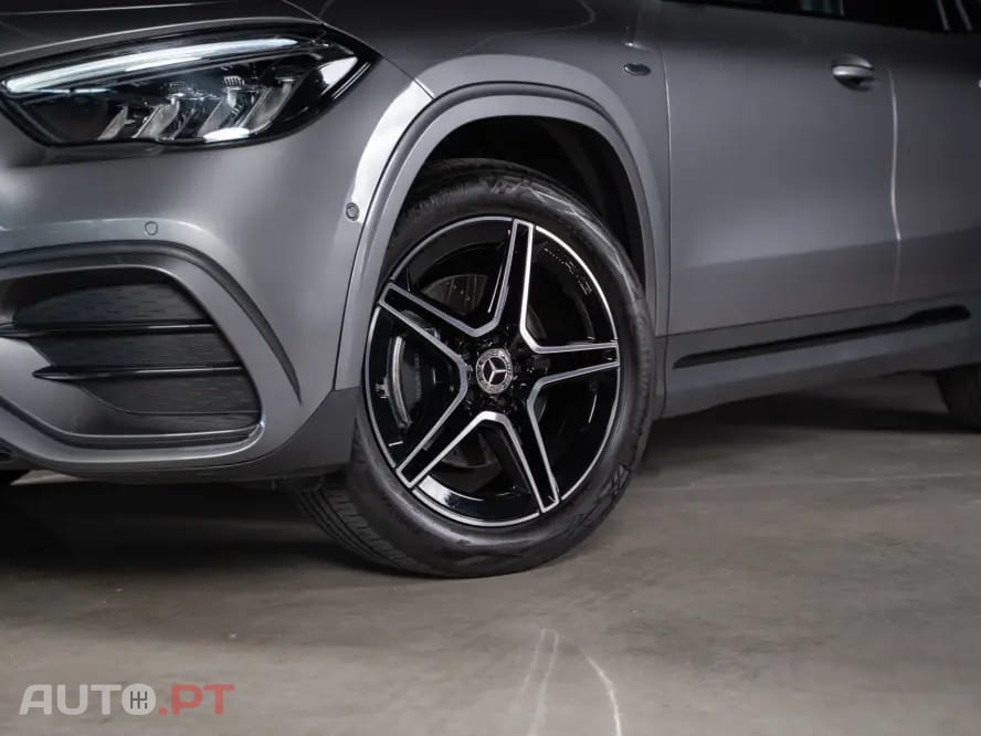 Mercedes-Benz GLA 250 e AMG Line