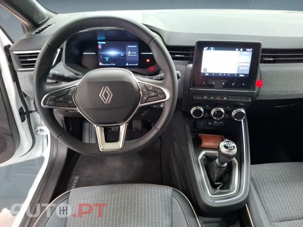 Renault Clio TCe 100 Bi-Fuel Techno